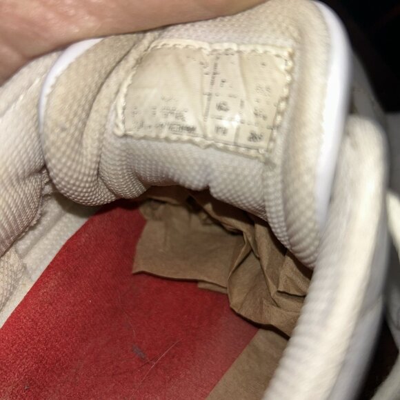 LACOSTE Sport Leather Sneaker Men's Size US 9 Women's 10.5 White/Red Lace up - Picture 2 of 6